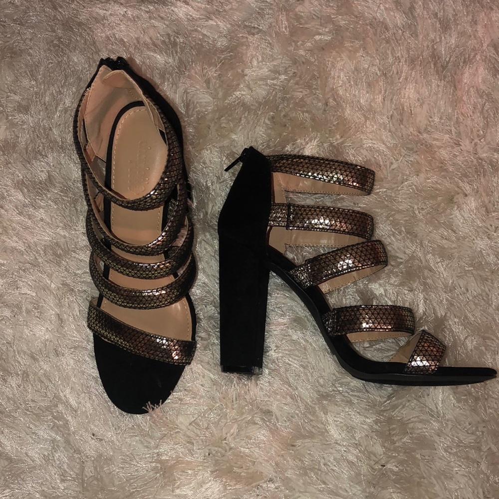 Black & Gold Strappy heels